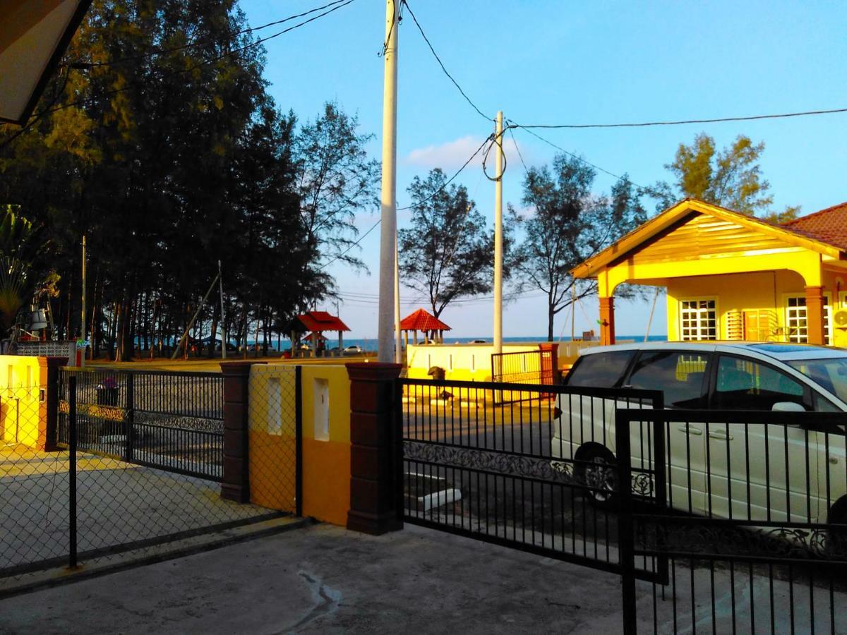 Homestay Memori Dungun Exterior foto